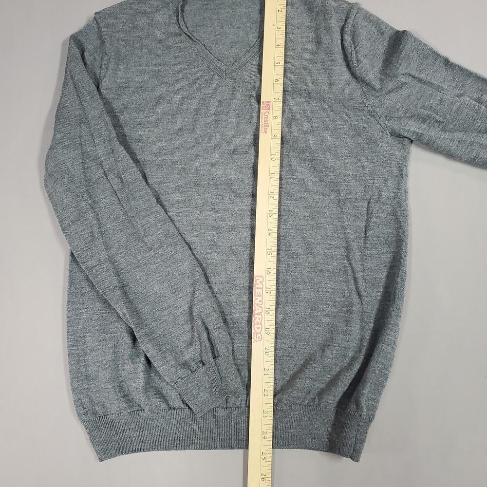 GAP 100% Extra Fine Merino Wool V-Neck Sweater Mens Size M - Picture 3 of 9